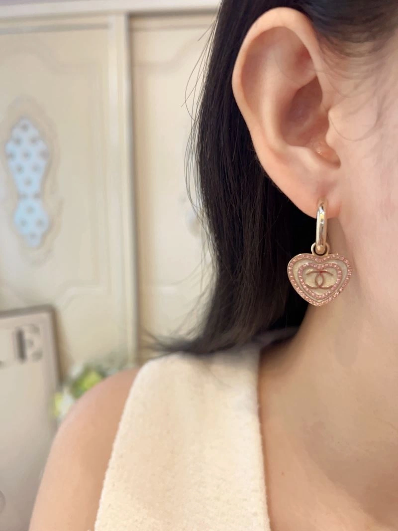 Affordable Chanel Earrings 231805