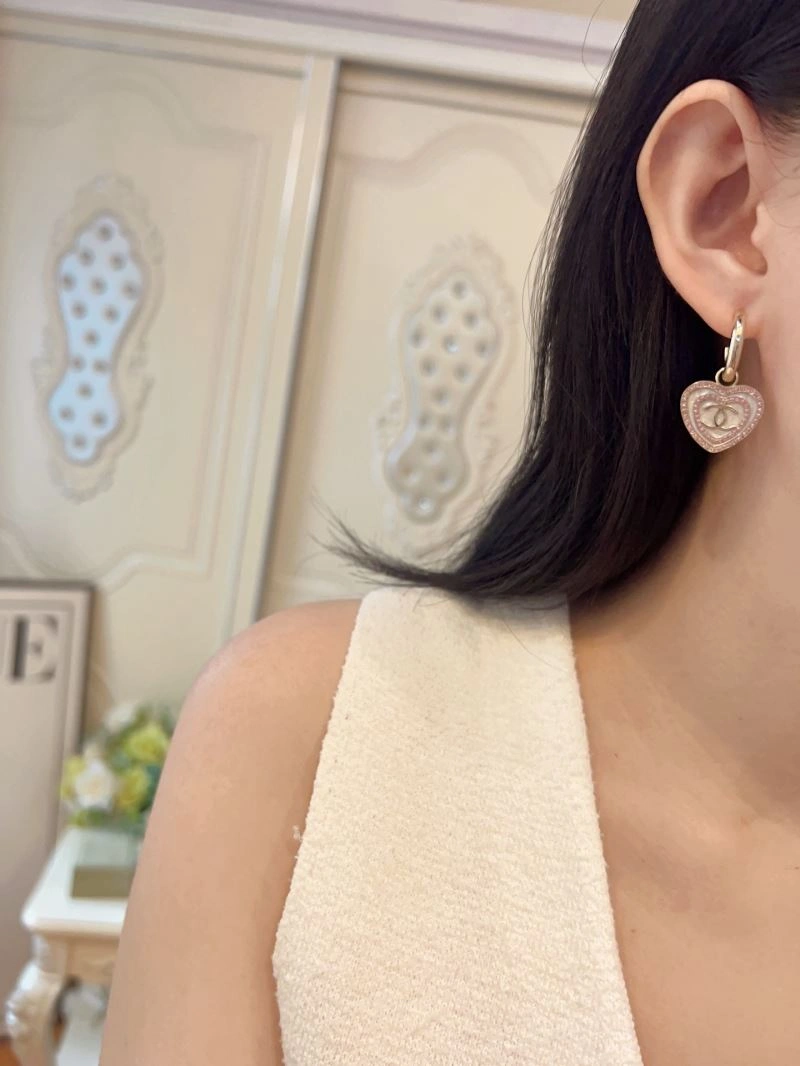 Affordable Chanel Earrings 231805