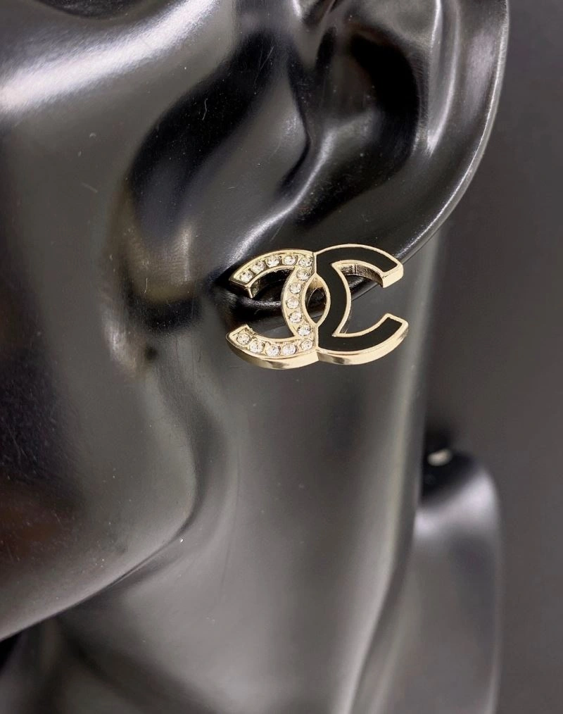 Versatile Chanel Earrings 231778