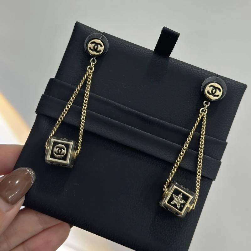 ZipUp Chanel Earrings 231818