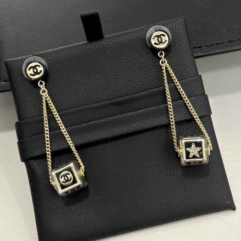 ZipUp Chanel Earrings 231818