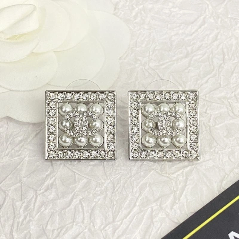 Chanel Earrings AllSeason 231803