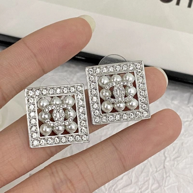 Chanel Earrings AllSeason 231803