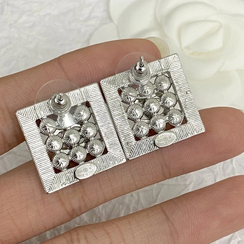 Chanel Earrings AllSeason 231803