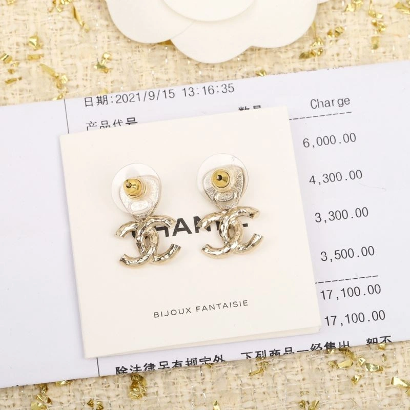 Effortless Chanel Earrings 231763