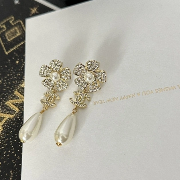 Practical Chanel Earrings 231770