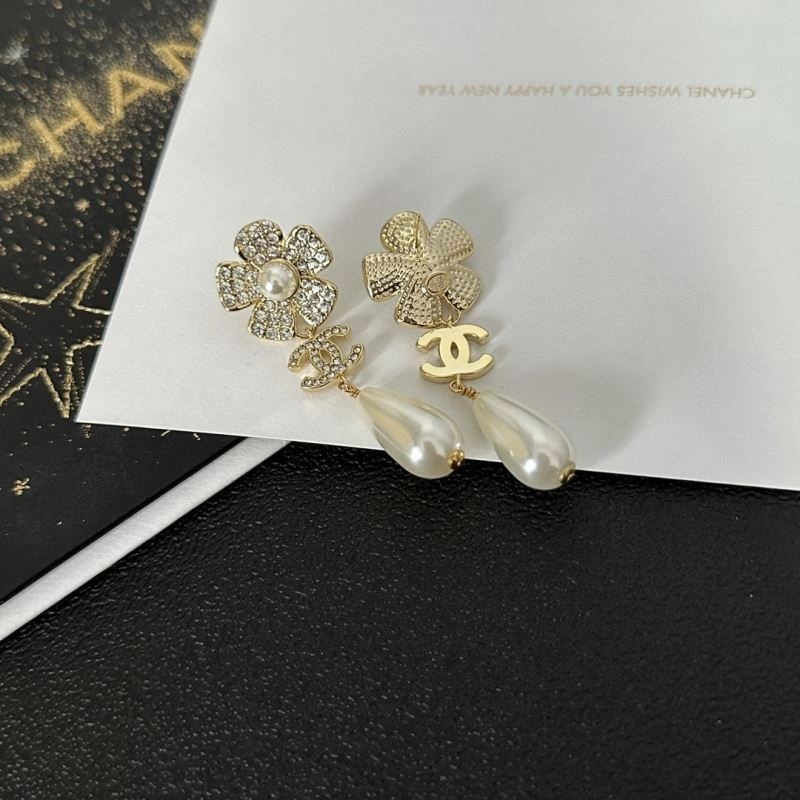 Practical Chanel Earrings 231770