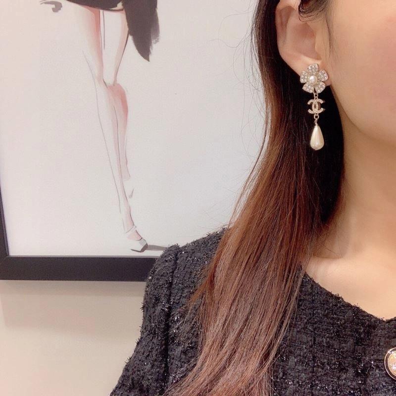 Practical Chanel Earrings 231770