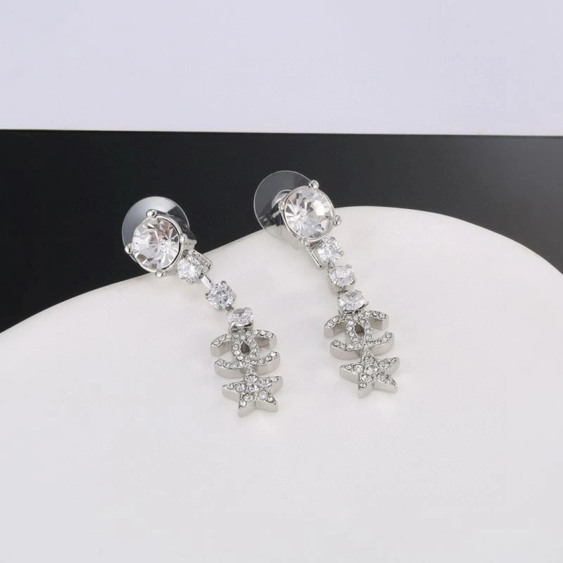 Chanel Earrings Packable 231743