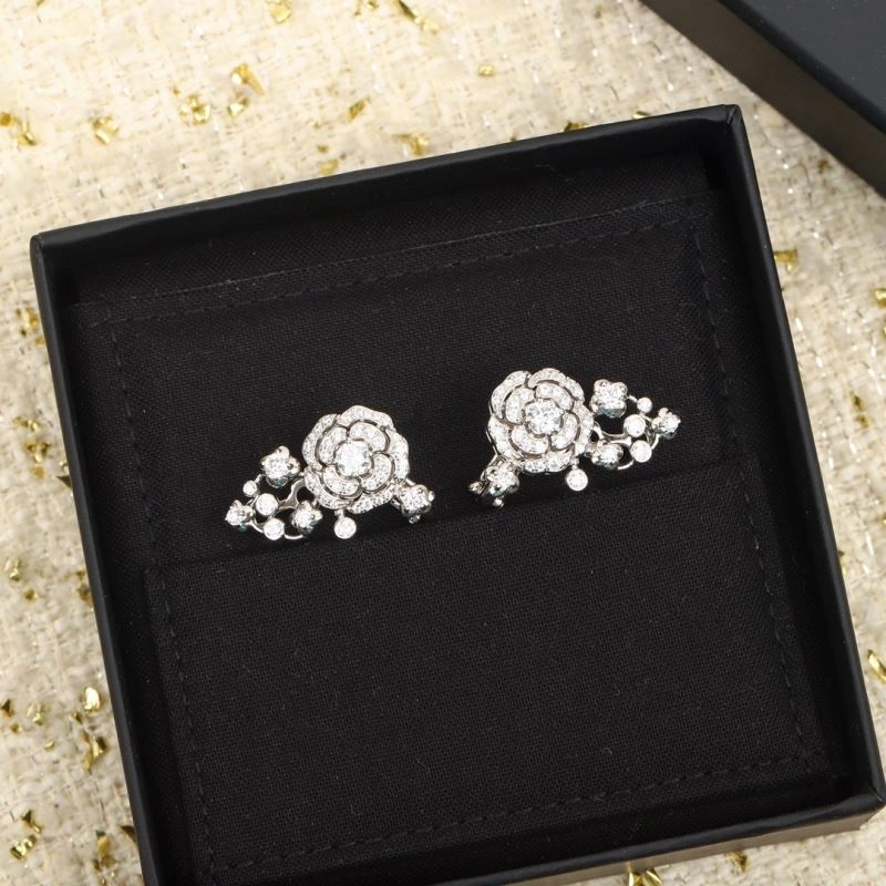 Chanel Earrings Sleek 231767