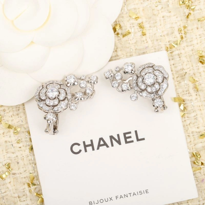 Chanel Earrings Sleek 231767
