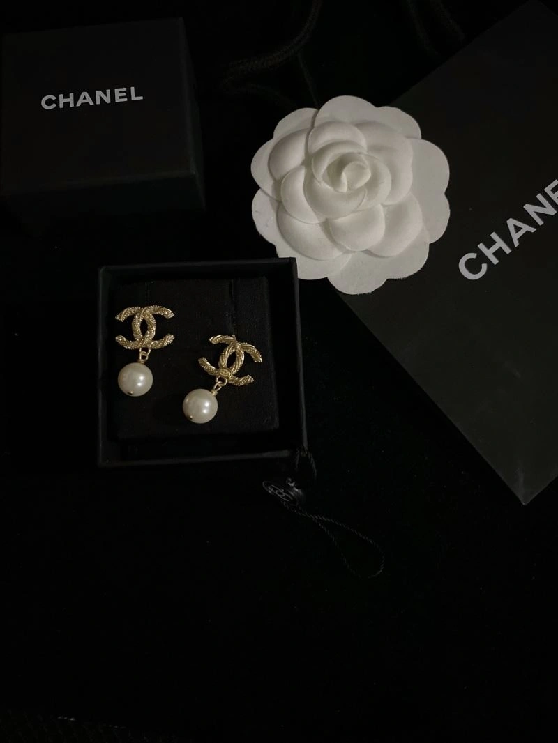 Chanel Earrings Vibrant 231737