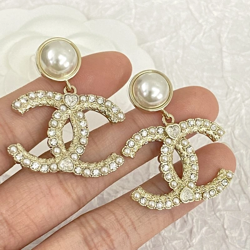 RelaxedFit Chanel Earrings 231724