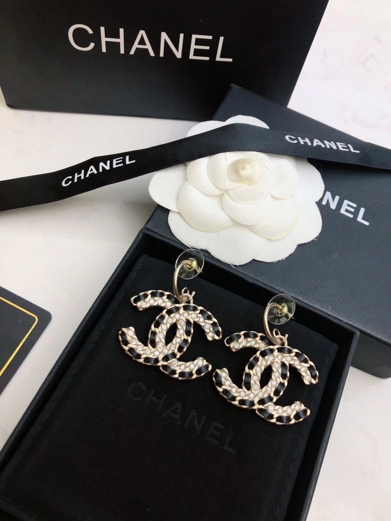 Affordable Chanel Earrings 231715