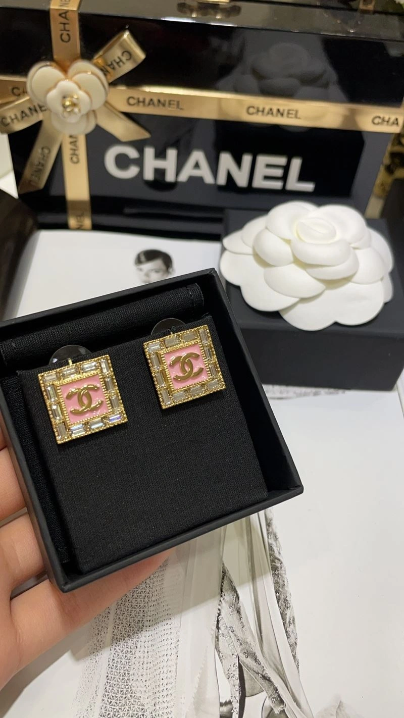 Refined Chanel Earrings 231714