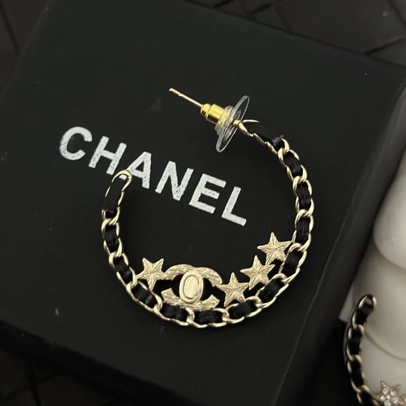 Sporty Chanel Earrings 231705