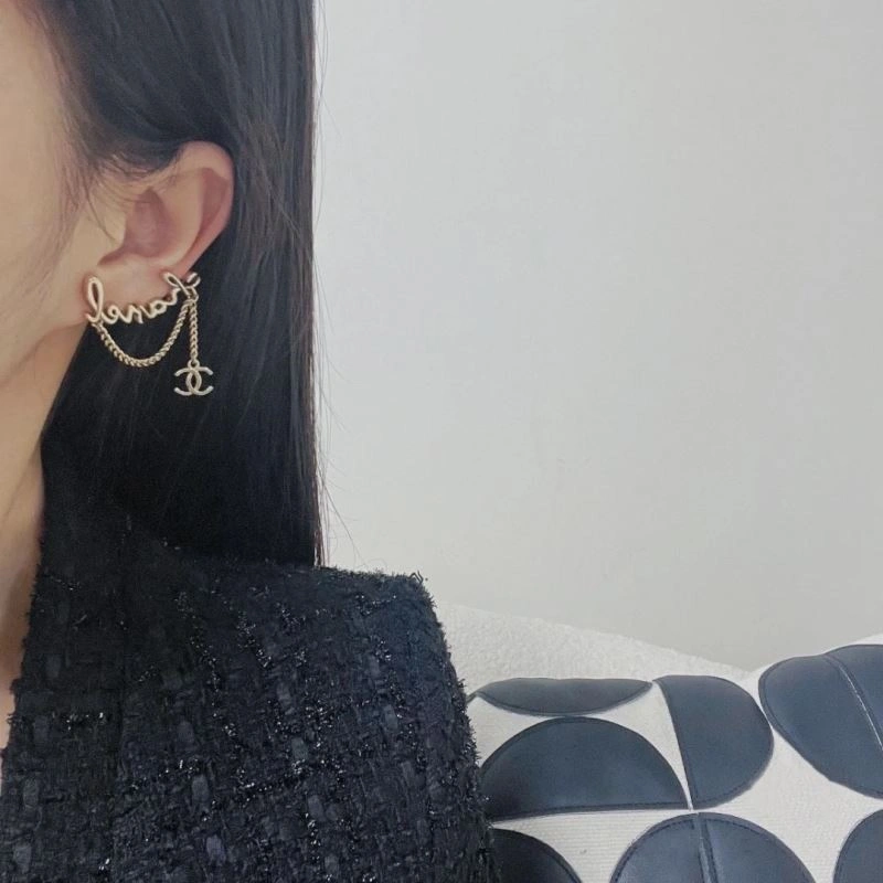 Chanel Earrings Efficient 231709