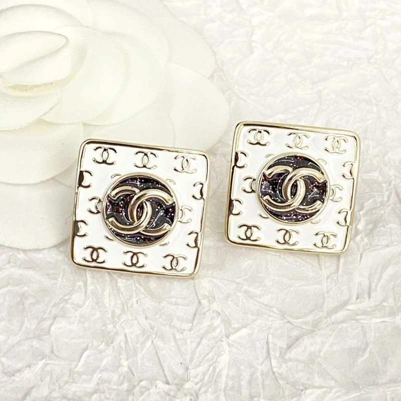 Practical Chanel Earrings 231739