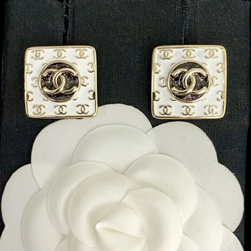Practical Chanel Earrings 231739