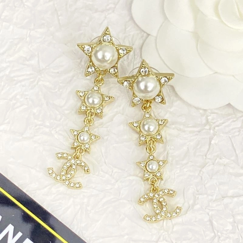 Chanel Earrings Elegant 231699