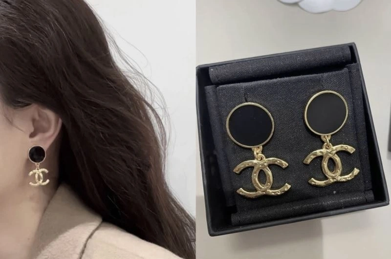 Chanel Earrings Popular 231700