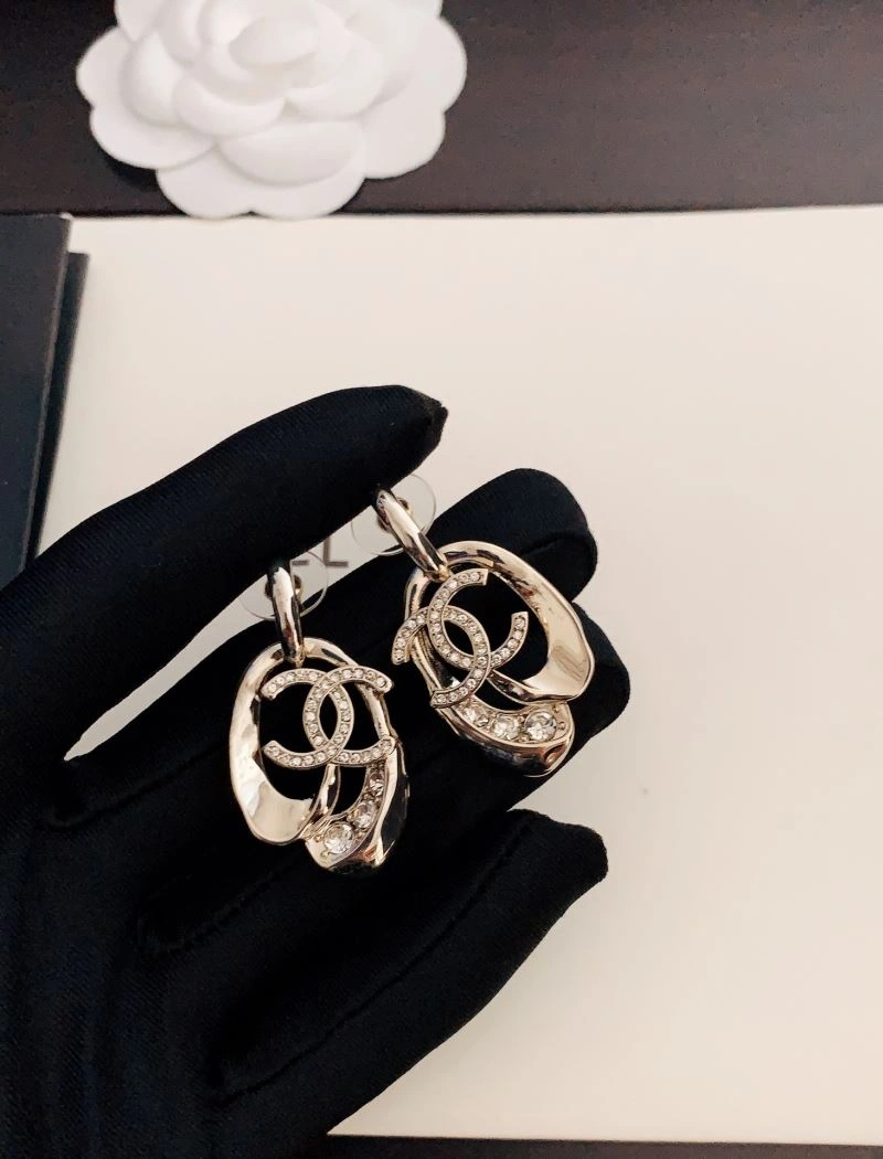 Chanel Earrings Durable 231736