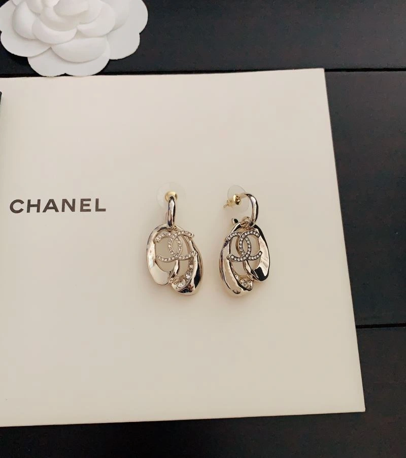 Chanel Earrings Durable 231736