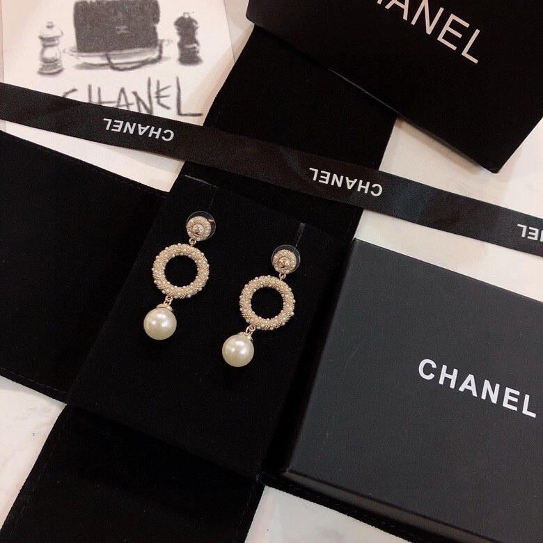 Chanel Earrings Stylish 231713