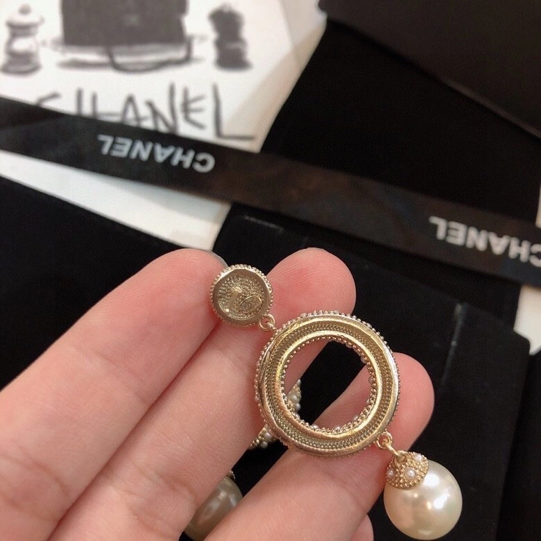 Chanel Earrings Stylish 231713