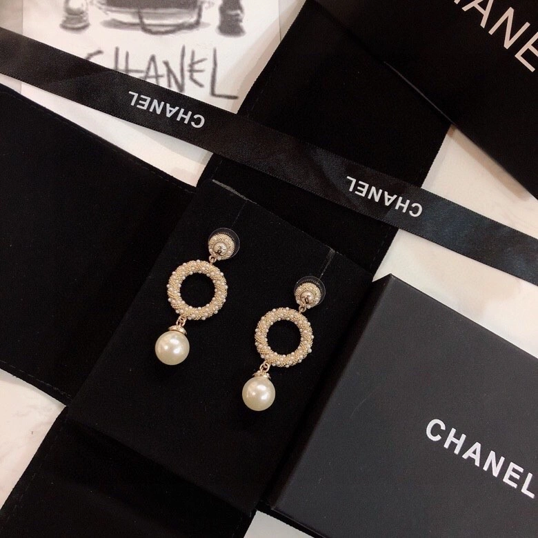 Chanel Earrings Stylish 231713