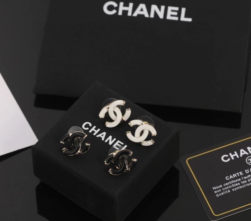 Supportive Chanel Earrings 231692