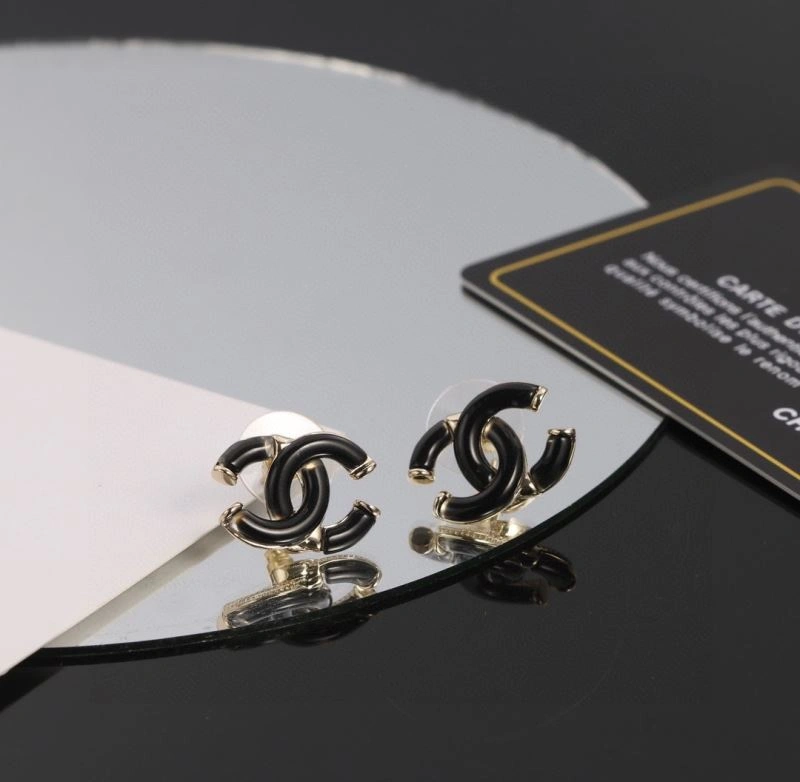 Supportive Chanel Earrings 231692