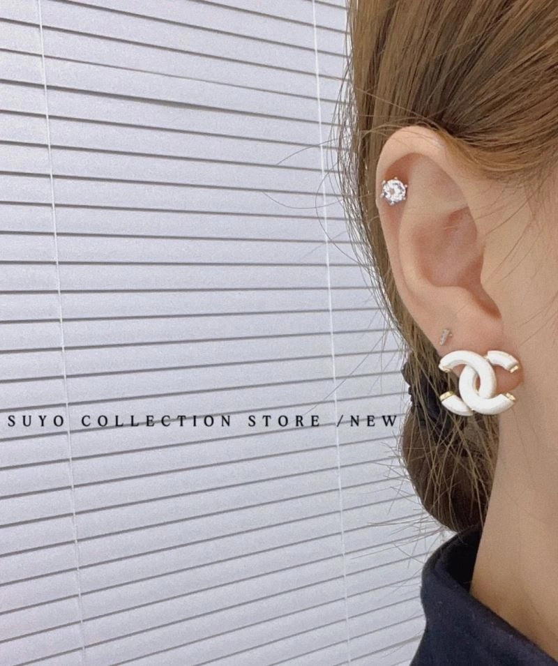 Supportive Chanel Earrings 231692