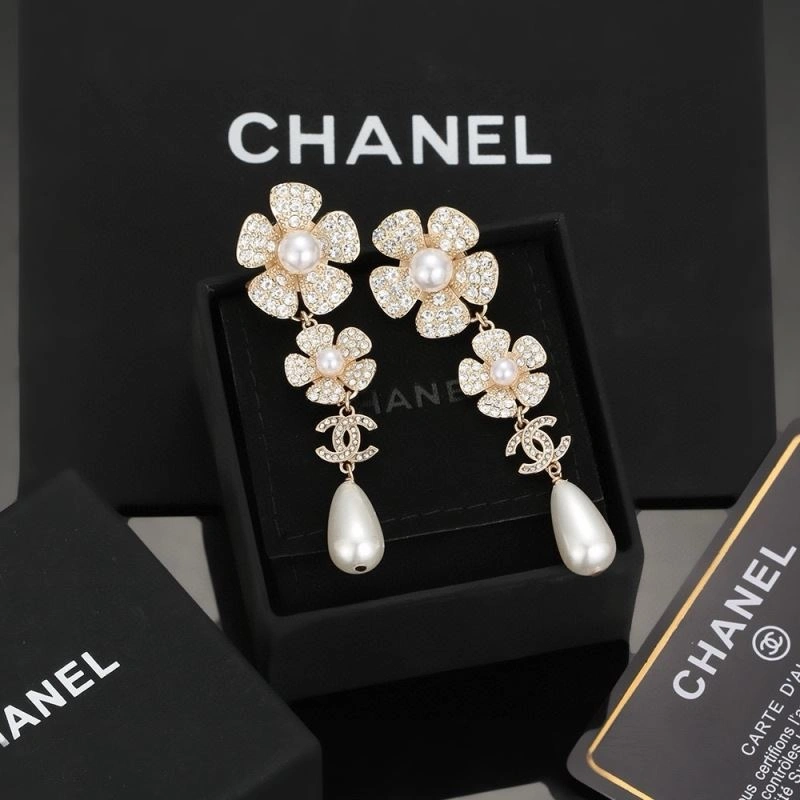 Breathable Chanel Earrings 231704