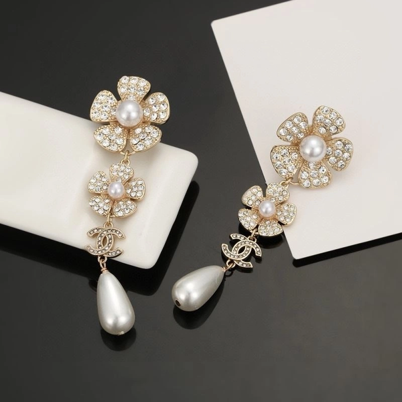 Breathable Chanel Earrings 231704