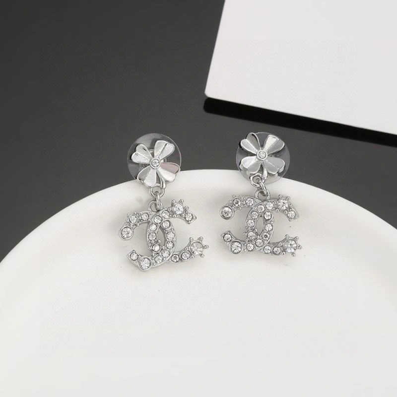 Stylish Chanel Earrings 231754