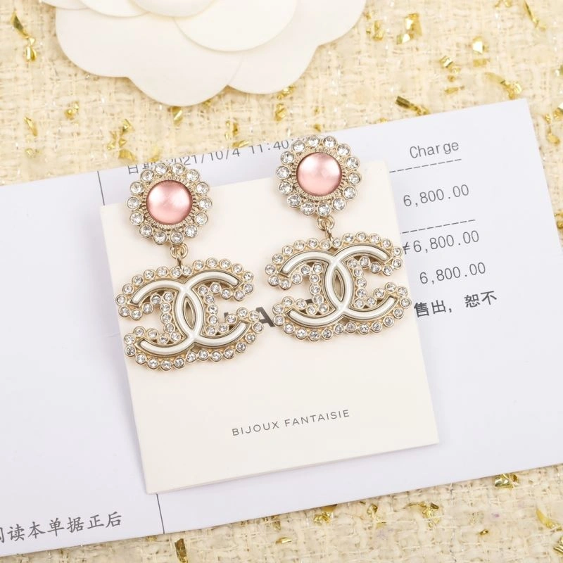 Chanel Earrings Compact 231784