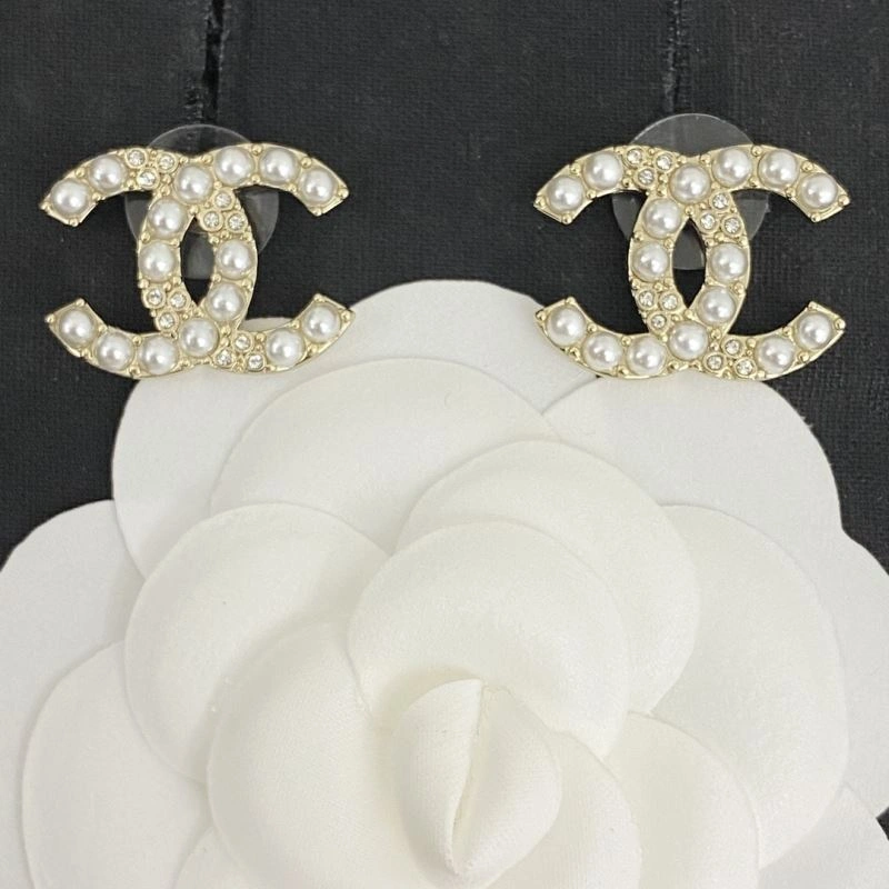 Chanel Earrings StreetReady 231680
