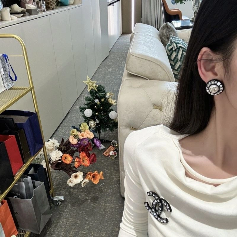 Chanel Earrings StreetReady 231678