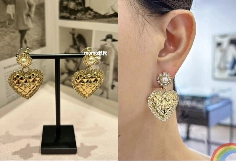 Refined Chanel Earrings 231698