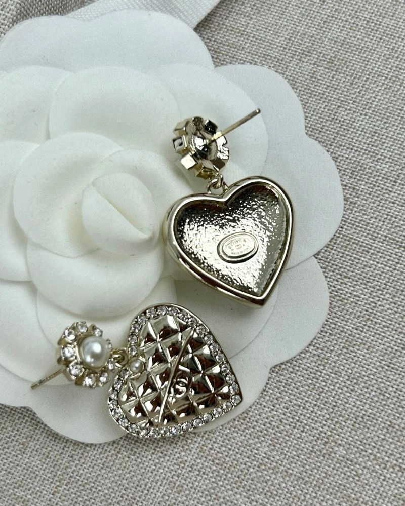 Refined Chanel Earrings 231698