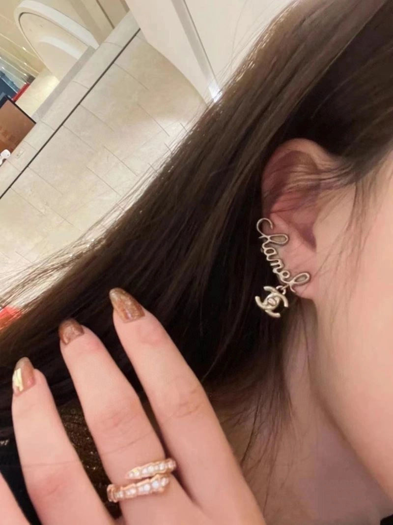 Seasonal Chanel Earrings 231674