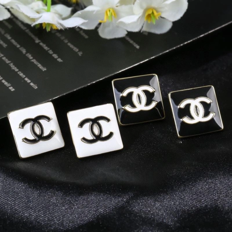 Chanel Earrings Durable 231726