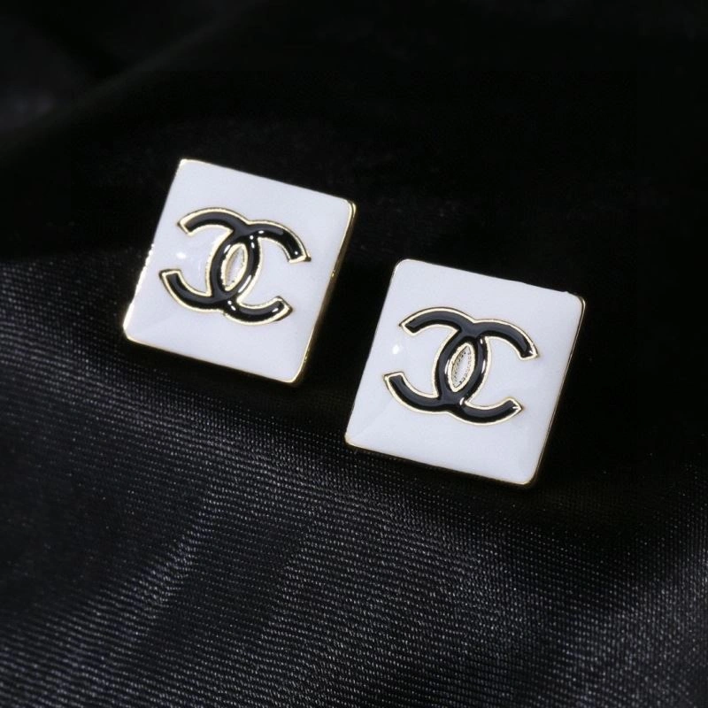Chanel Earrings Durable 231726