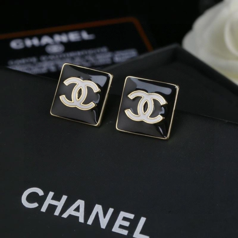 Chanel Earrings Durable 231726