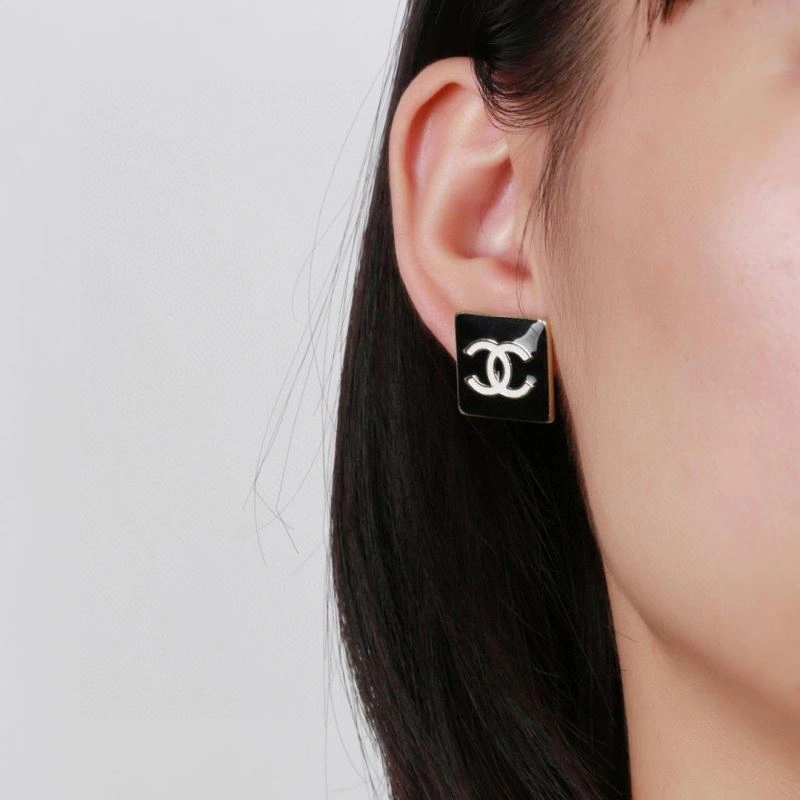 Chanel Earrings Durable 231726