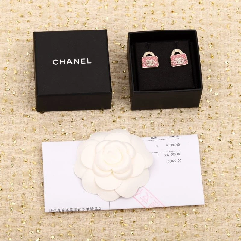 Chanel Earrings MoistureWicking 231660