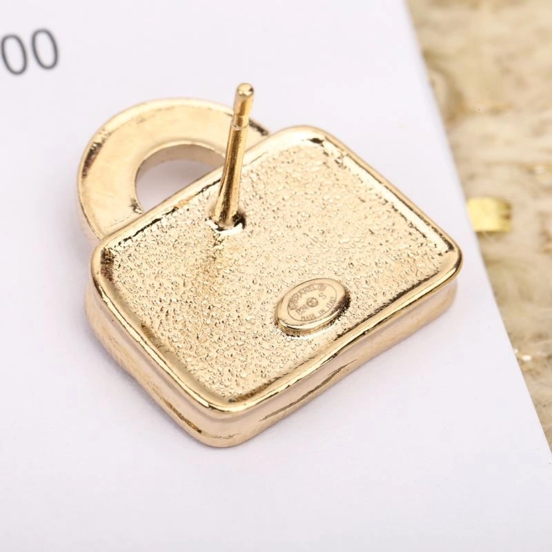 Chanel Earrings MoistureWicking 231660