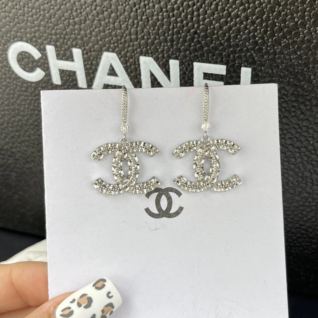 Chanel Earrings Sporty 231644