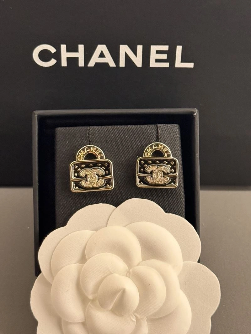 Chanel Earrings Reliable 231723